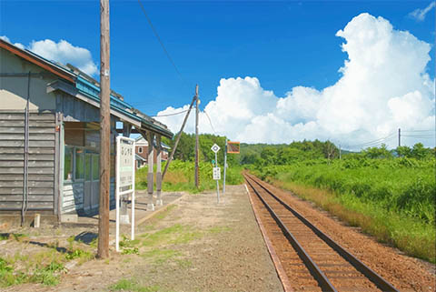 簡単！写真加工だけで夏っぽいイラストを作る方法